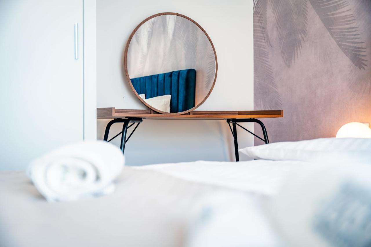 Apartamenty W Zatoce Mikołajki Bagian luar foto