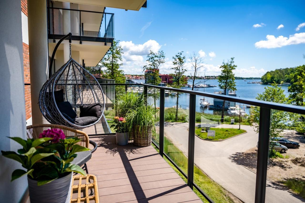 Apartamenty W Zatoce Mikołajki Bagian luar foto